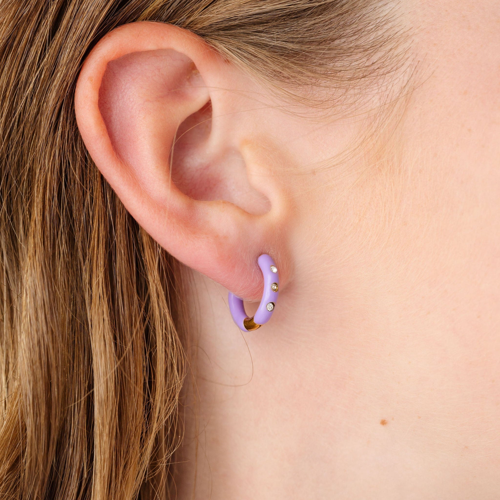 Purple enamel hypoallergenic hoop for kids